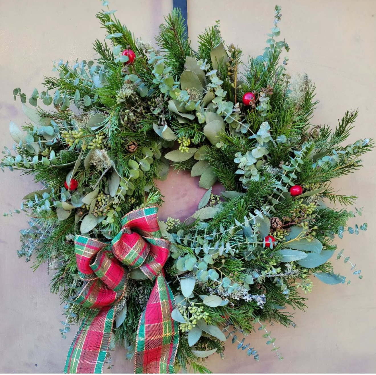 Holiday Wreath Making & Wine Tasting